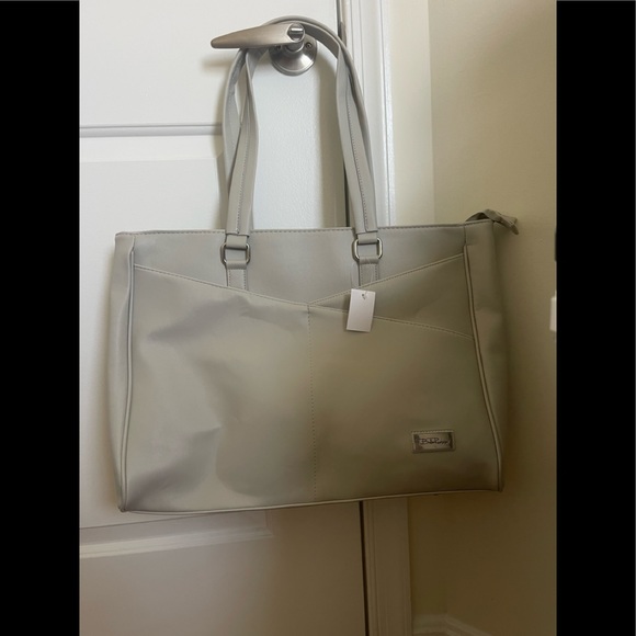 bella Russo Bags Cute Laptop Tote Bag With 2 Zippered Compartments Poshmark